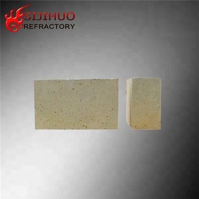 2.0-2,5 g/cm3 Bulk Density Wedge Fire Refractory Brick voor industriële toepassingen