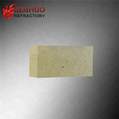 2.0-2,5 g/cm3 Bulk Density Wedge Fire Refractory Brick voor industriële toepassingen