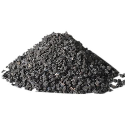 Bruin aluminiumoxidepoeder met een massa-dichtheid van 2,0-2,5 g/cm3 en een CaO-gehalte van 0,1%