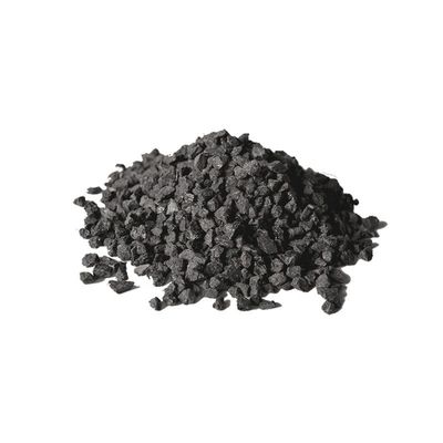 Bruin aluminiumoxidepoeder met een massa-dichtheid van 2,0-2,5 g/cm3 en een CaO-gehalte van 0,1%